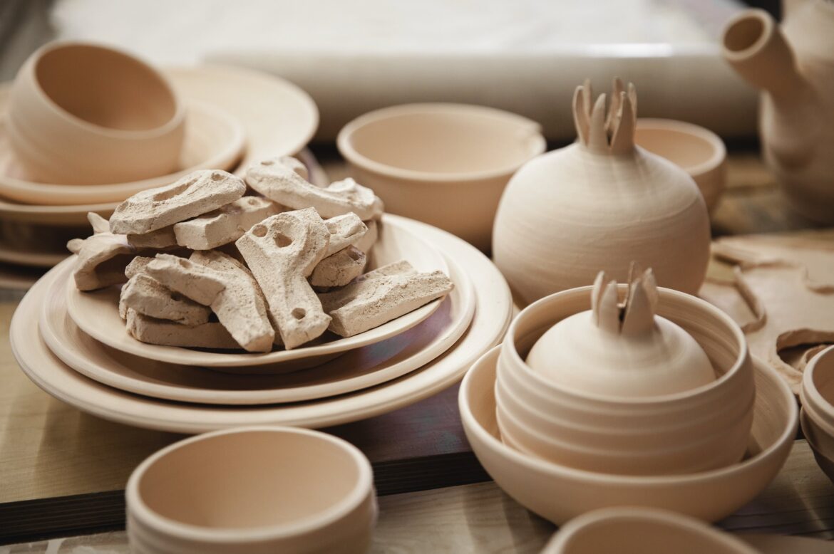 Castellamonte: ceramica artistica e d’uso, percorsi e suggerimenti locali