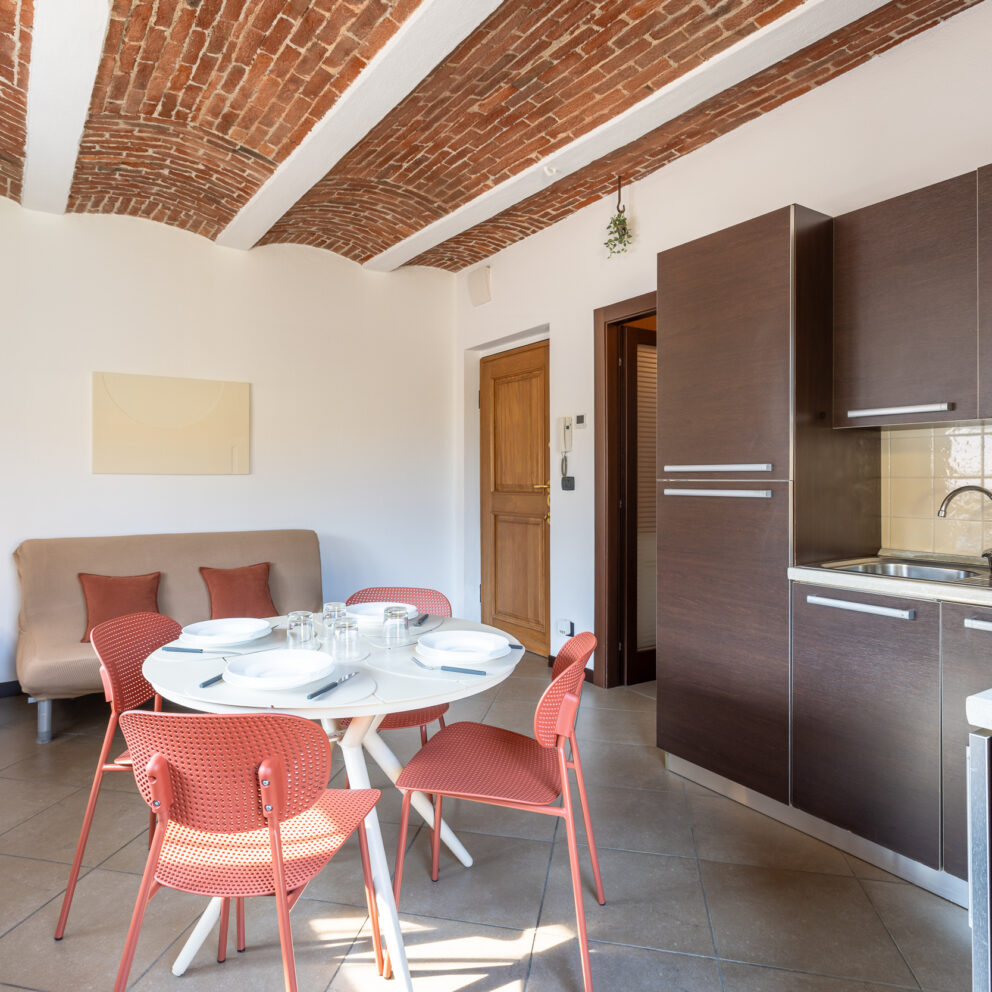 CAMELIA-APPARTAMENTO AEROPORTO TORINO CASELLE-CASA VACANZA -LOCAZIONI BREVI