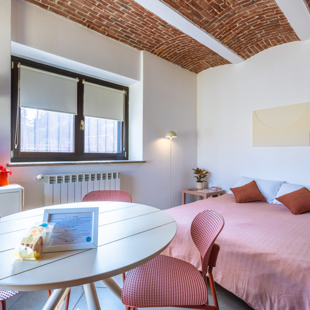 CAMELIA-APPARTAMENTO AEROPORTO TORINO CASELLE-CASA VACANZA -LOCAZIONI BREVI